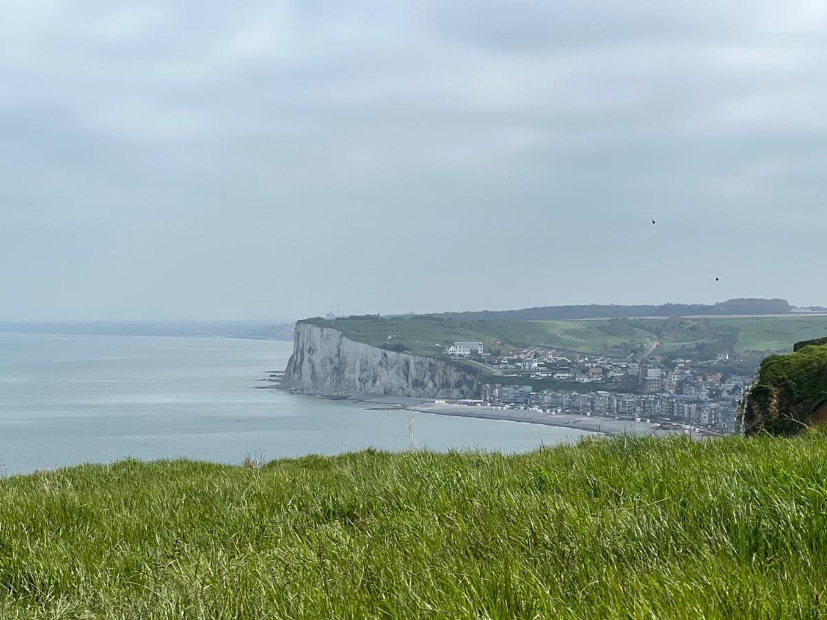 Villa Saint Jacques, Appart La Mer 勒特雷波尔 外观 照片